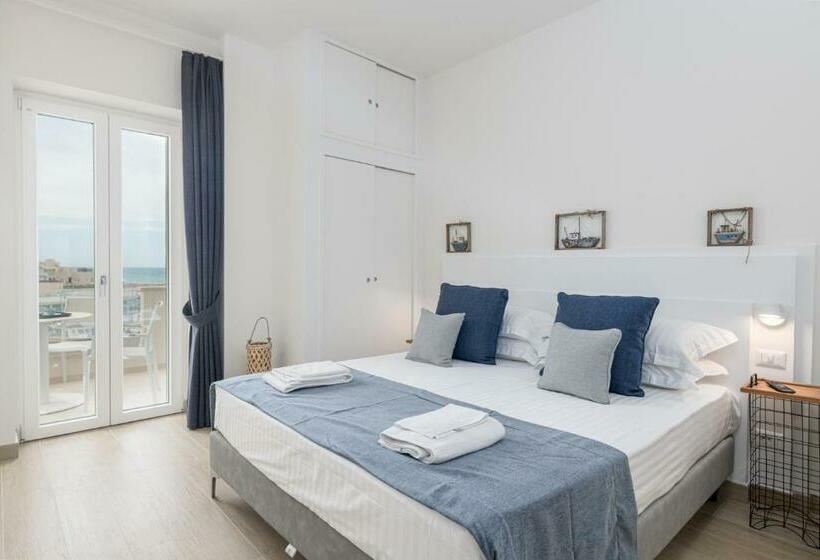 스탠다드 룸 바다 전망, Vie Del Porto