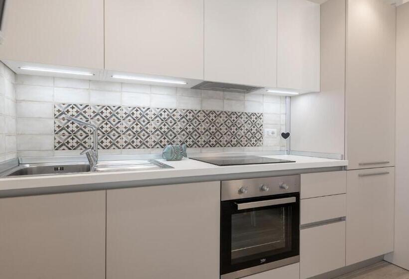 스탠다드 룸 바다 전망, Vie Del Porto