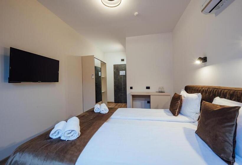 اتاق لوکس, Vila Noblesse