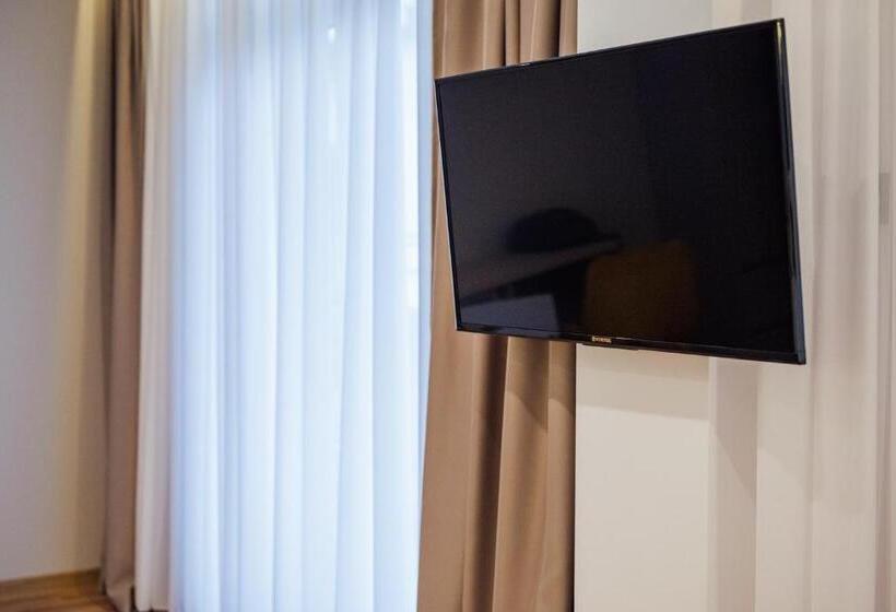 סוויטה משפחתית, Vila Noblesse