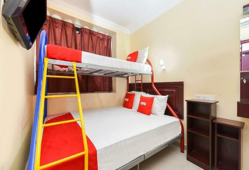 高级套房, Oyo 90562 J Hostels Pj