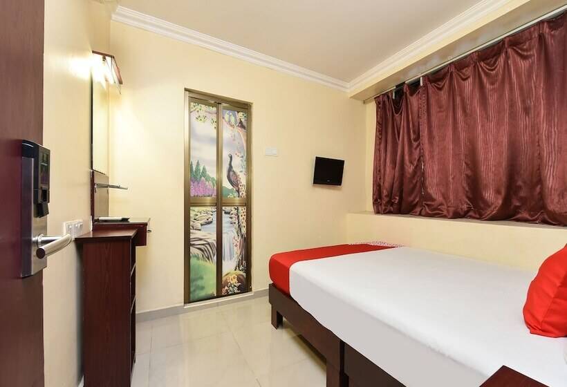Номер Deluxe, Oyo 90562 J Hostels Pj