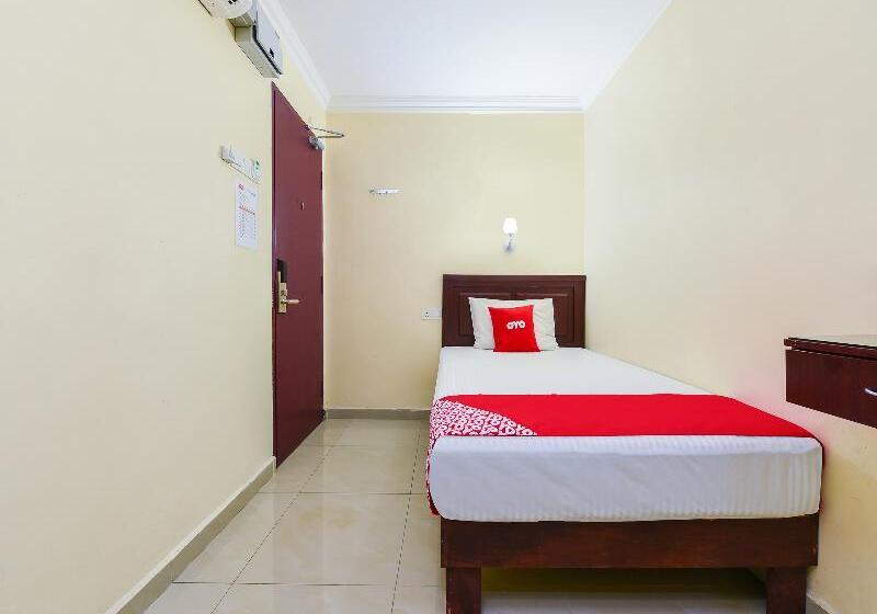 Номер Deluxe Одноместный, Oyo 90562 J Hostels Pj