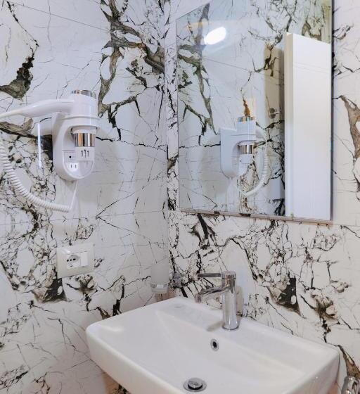 ファミリールーム, Venti Et Maris