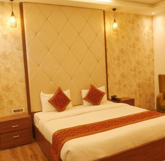 غرفة سوبيريور, The Triumph