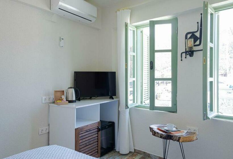 חדר סטנדרט נוף לים, Rain Rooms And Food