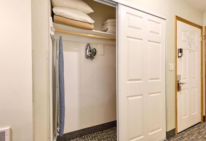 سوییت لوکس, D Sands Rentals