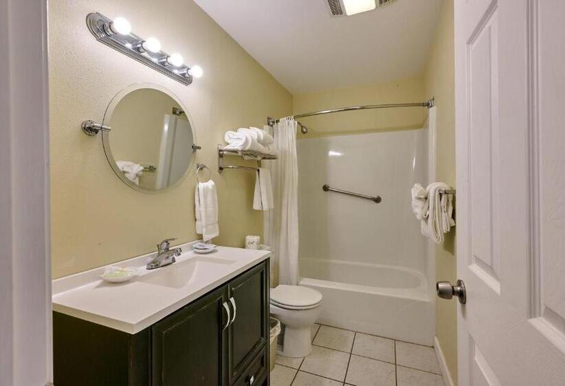 Family Suite, D Sands Rentals
