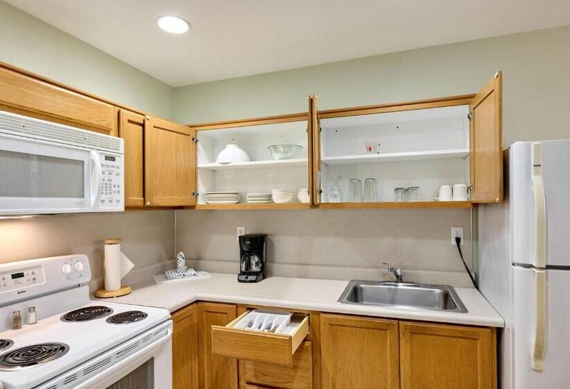 سوئیت با تخت بزرگ, D Sands Rentals