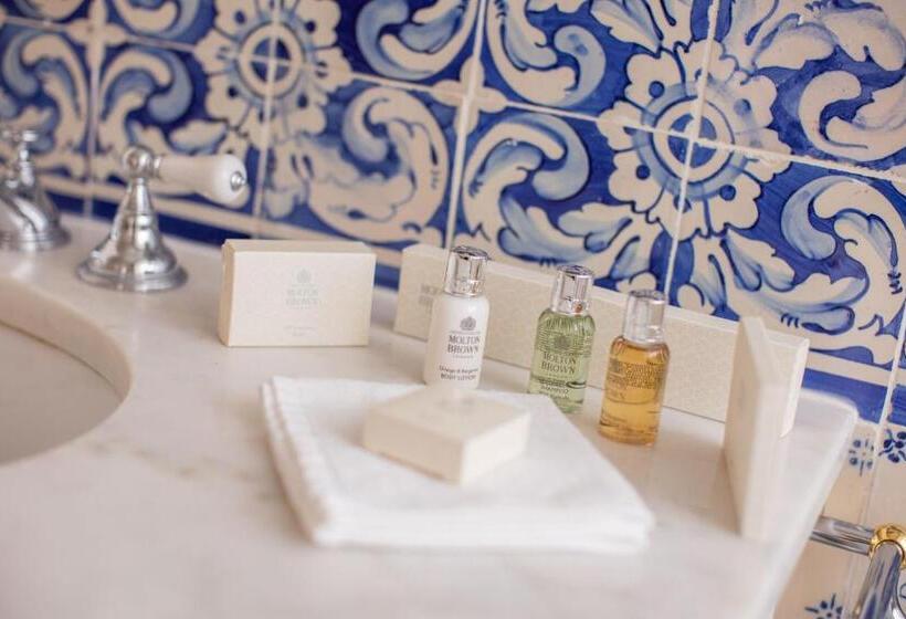 اتاق لوکس با چشم‌انداز دریا, Estoril Vintage