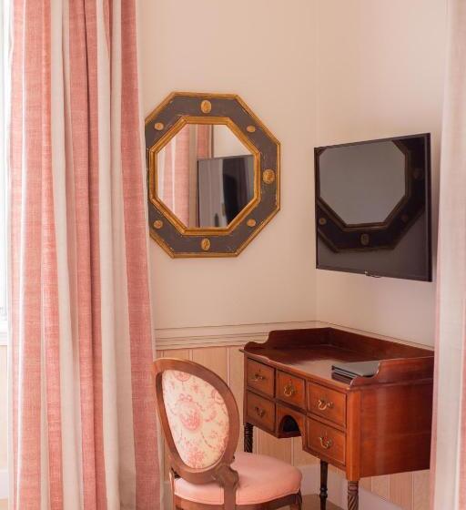 اتاق لوکس با چشم‌انداز دریا, Estoril Vintage