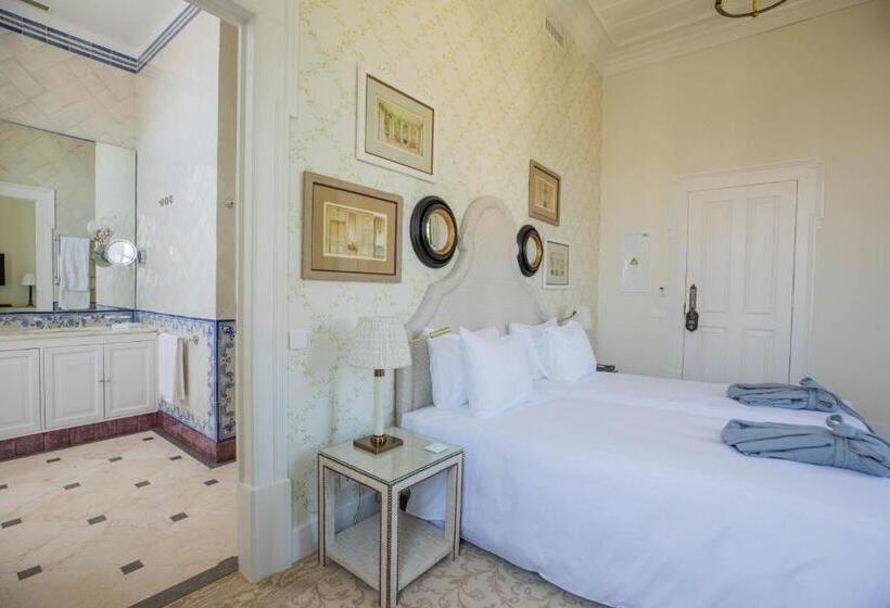 اتاق لوکس با چشم‌انداز دریا, Estoril Vintage