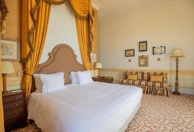 سوییت جونیور با چشم‌انداز دریا, Estoril Vintage