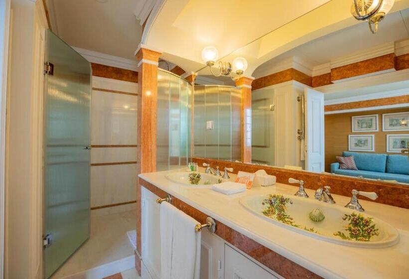 سوییت سوپریور با چشم‌انداز دریا, Estoril Vintage