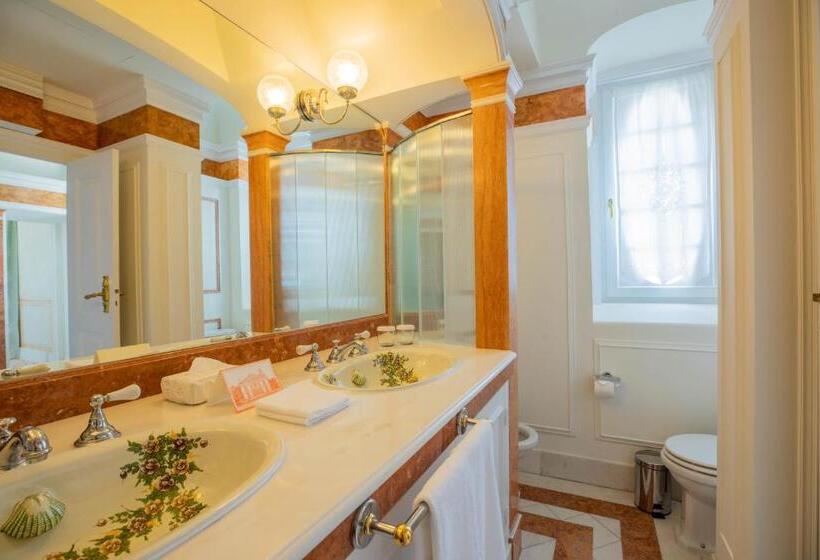 سوییت سوپریور با چشم‌انداز دریا, Estoril Vintage