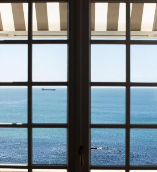 海の見えるマスタースイートルーム, Estoril Vintage