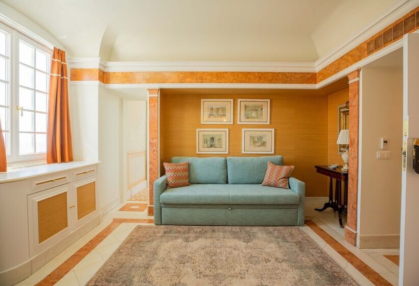 سوییت سوپریور با چشم‌انداز دریا, Estoril Vintage