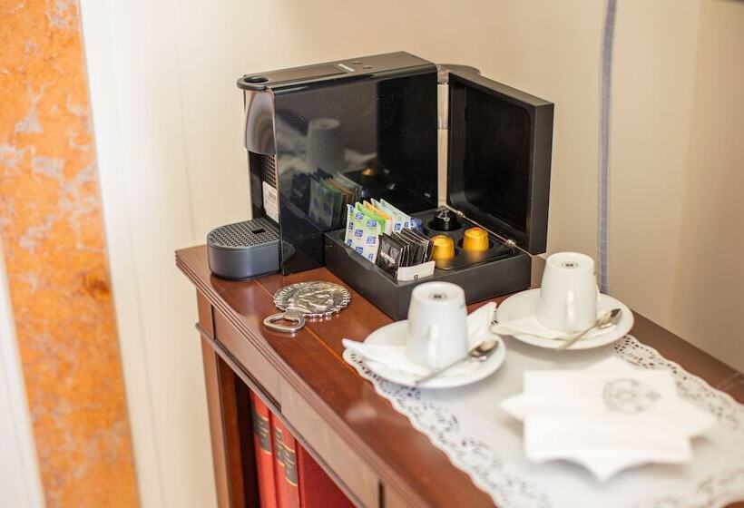 سوییت سوپریور با چشم‌انداز دریا, Estoril Vintage