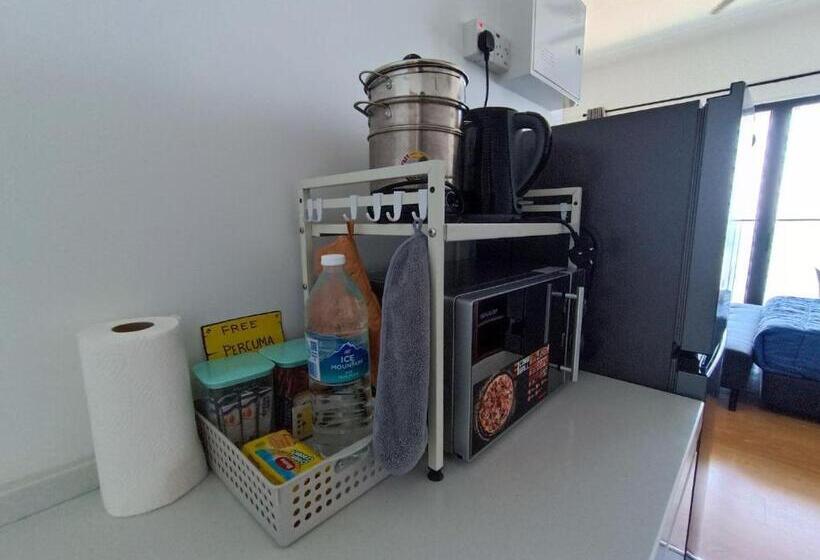 إستديو قياسى مزود بشرفة, Kuantan Imperium Seaview Cityview By Avenzee