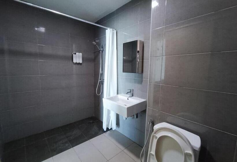 استودیو استاندارد با بالکن, Kuantan Imperium Seaview Cityview By Avenzee