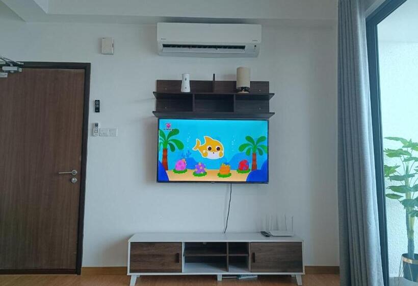 إستديو قياسى مزود بشرفة, Kuantan Imperium Seaview Cityview By Avenzee