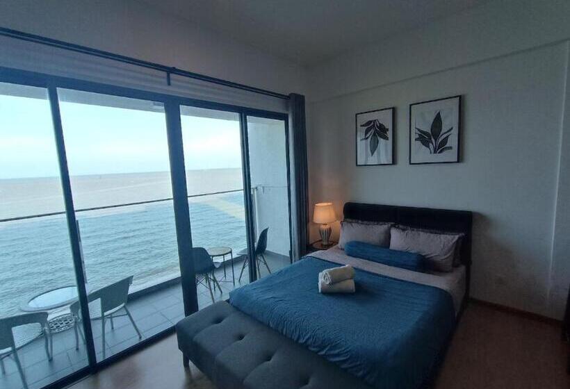 إستديو قياسى مزود بشرفة, Kuantan Imperium Seaview Cityview By Avenzee