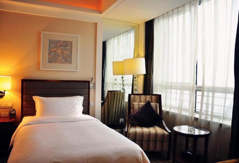 带城市景观的高级房间, New Century Hotel Qingdao