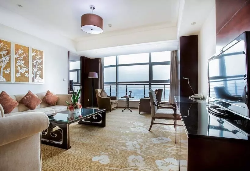 デラックススイート, New Century Hotel Qingdao