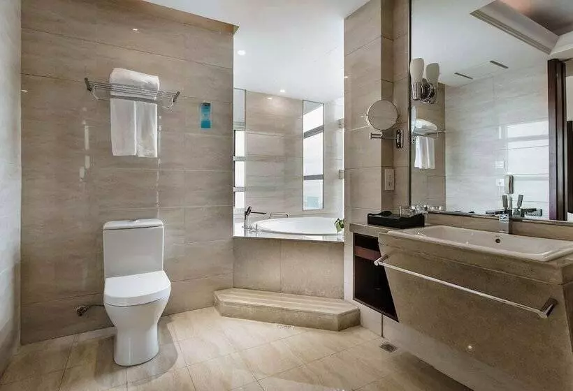 デラックススイート, New Century Hotel Qingdao