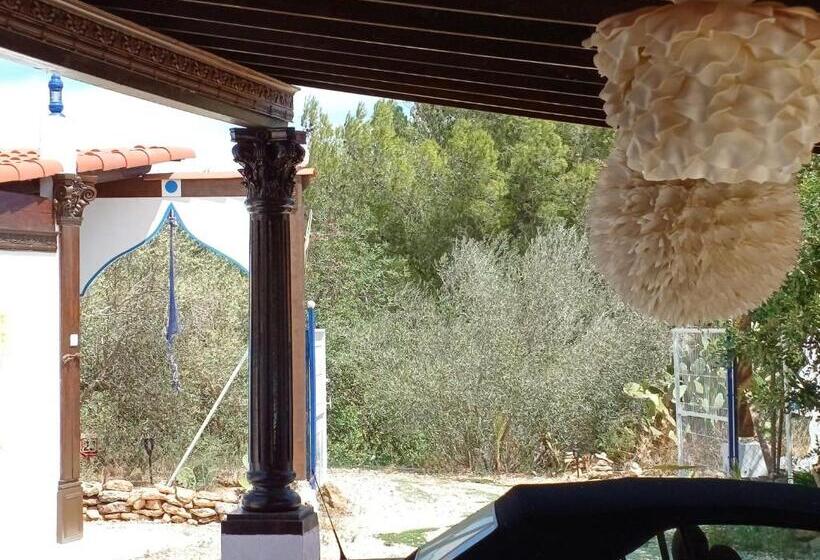 2间卧室的房子, Art Villa Claudia