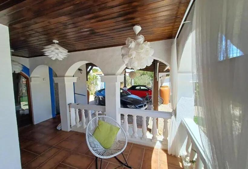 ２ベッドルームハウス, Art Villa Claudia