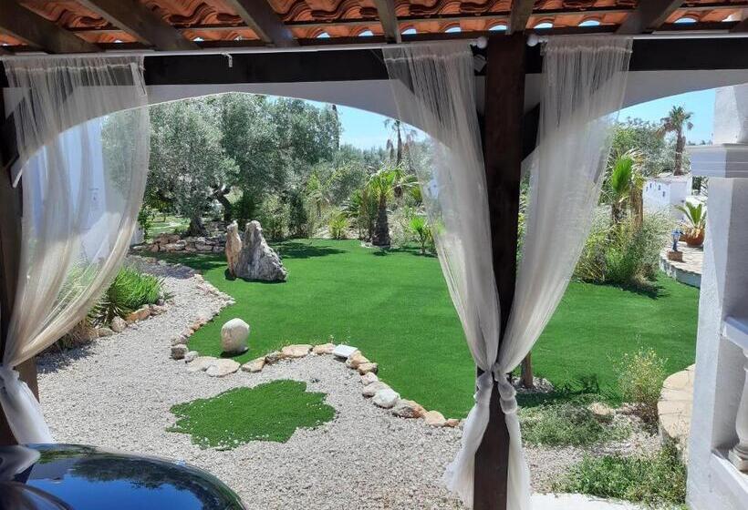 2间卧室的房子, Art Villa Claudia