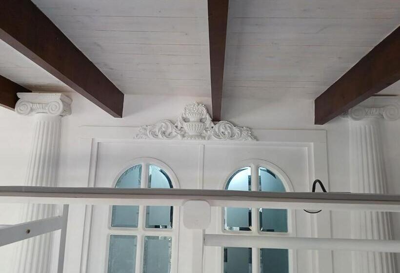 1间卧室的房子, Art Villa Claudia