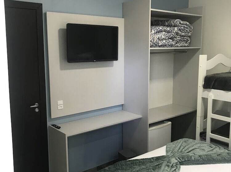 اتاق خانوادگی, Pousada Vip Armação