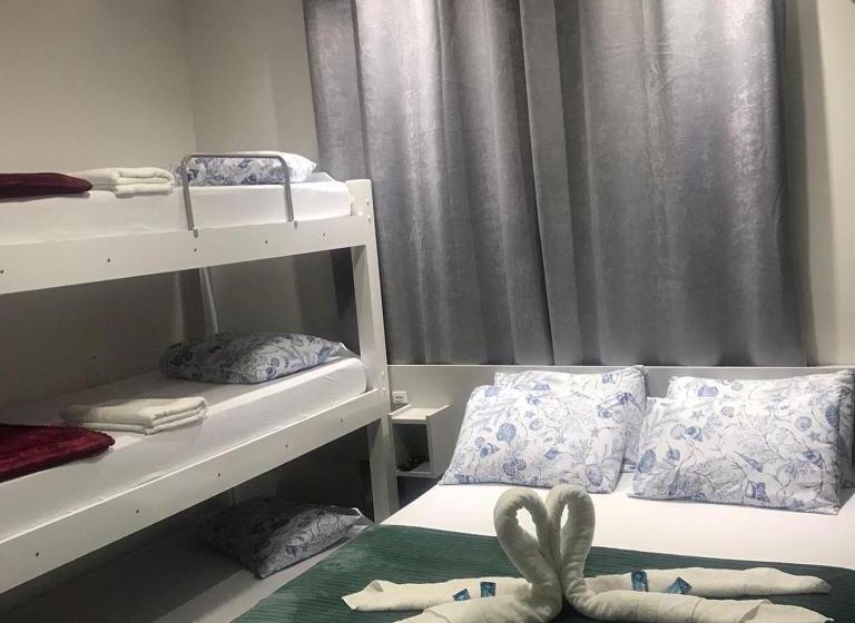 اتاق خانوادگی, Pousada Vip Armação