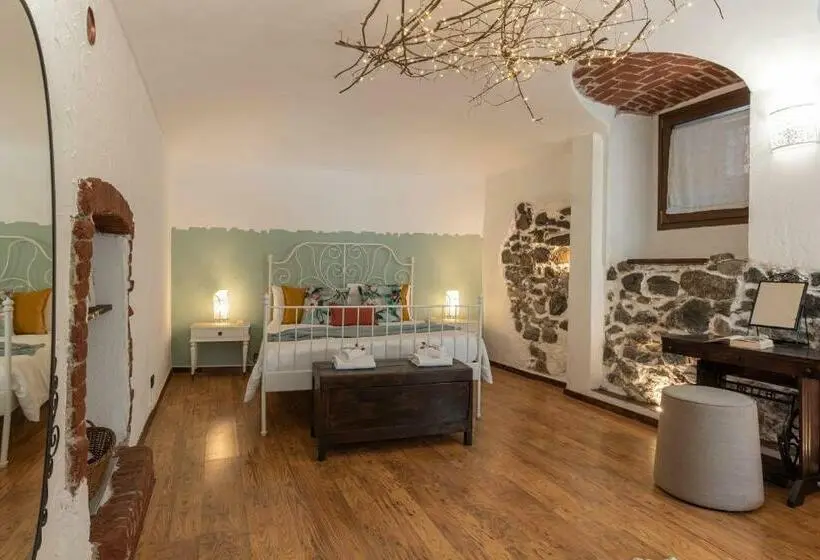 スタンダードルーム, B&b 503 Di Alessio E Orsola