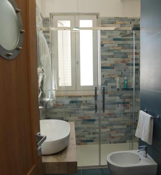 Quarto Deluxe, Dame Del Mare
