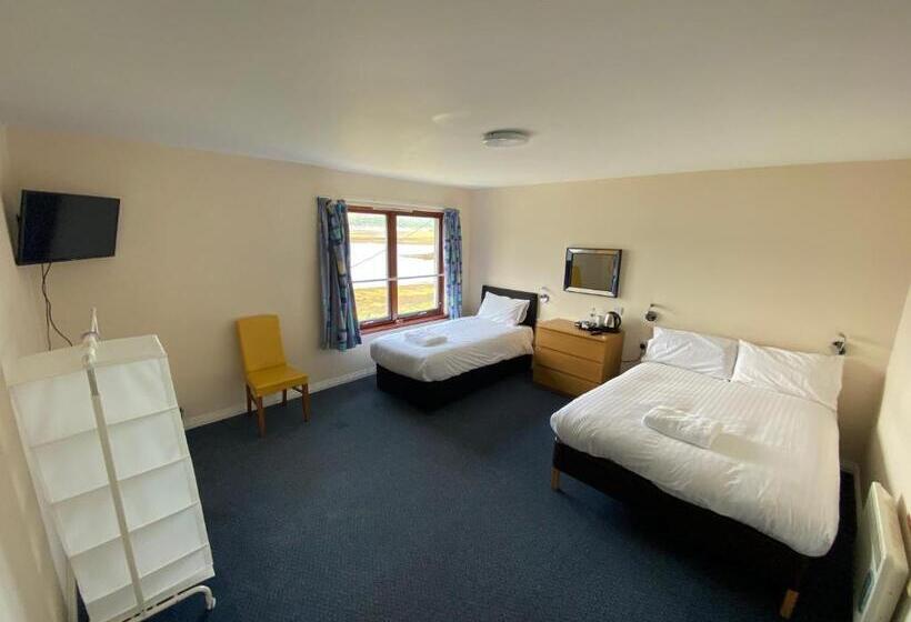 Номер Стандарт Трехместный, Waterfront Lodge   Accommodation Only