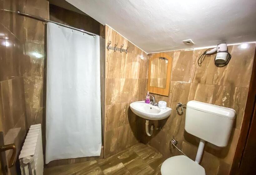 اتاق راحتی سه تخته, Boutique Villa 84