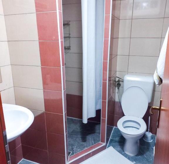 اتاق استاندارد سه نفره, Boutique Villa 84