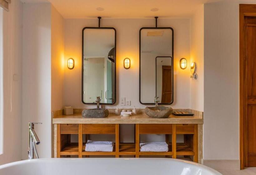 ویلای 3 خوابه با استخر, Ana Mandara Cam Ranh