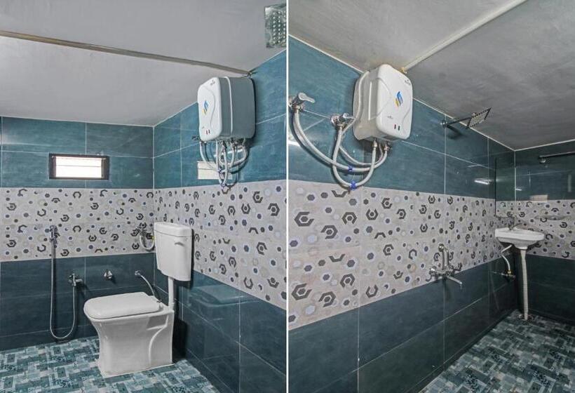 三人经典房间, Oyo 90210 J D Guest House