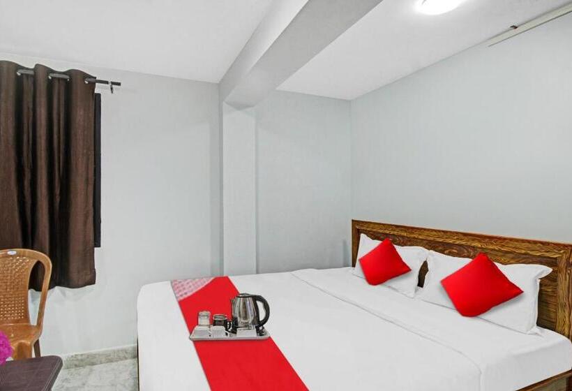 三人经典房间, Oyo 90210 J D Guest House