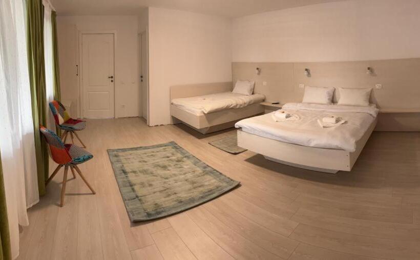 디럭스 트리플 룸, Casa Luca