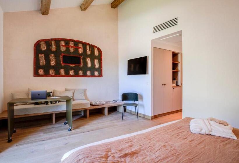 豪华园景房, Domaine De Panery