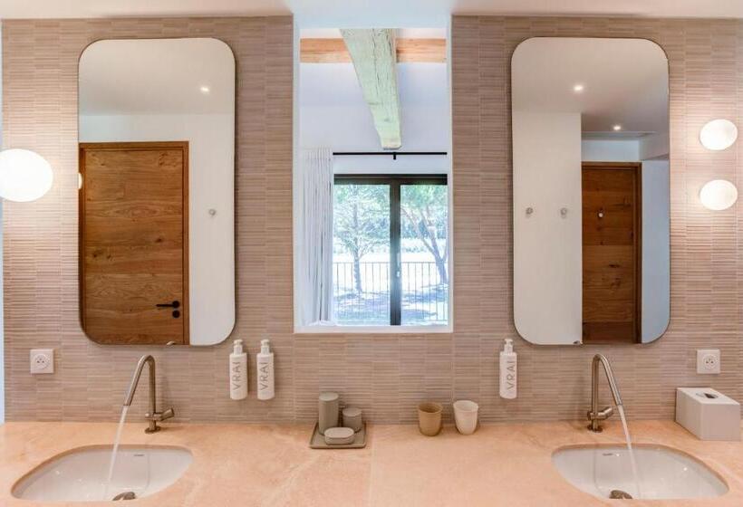 带阳台的豪华间, Domaine De Panery