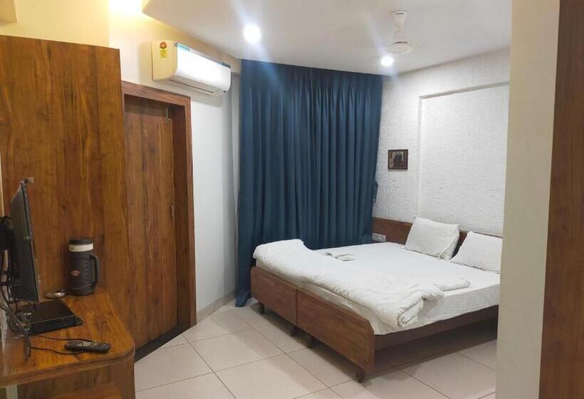 スーペリアールーム, Kartiki