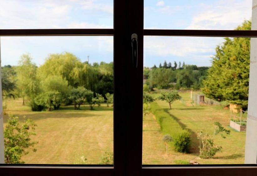 ファミリールーム, La Demeure De L Aubance