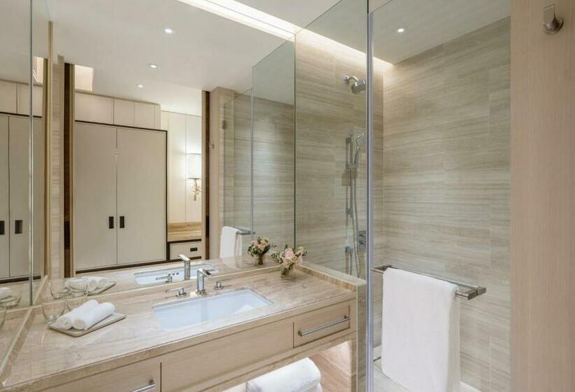 اتاق استاندارد با تخت بزرگ, The Fullerton Ocean Park Hotel Hong Kong