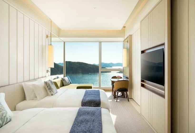 اتاق استاندارد با تخت دو نفره بزرگ, The Fullerton Ocean Park Hotel Hong Kong
